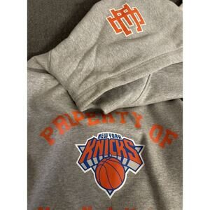 Eric Emanuel x New Era x NBA New York Knicks “Property Of” Hoodie Size Large